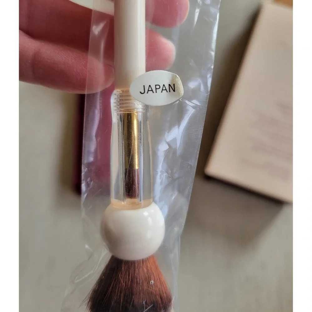 AVON professional 3-in-1 brush kit‎ hair makeup Blush, Lip and Rye 1984 New-Read